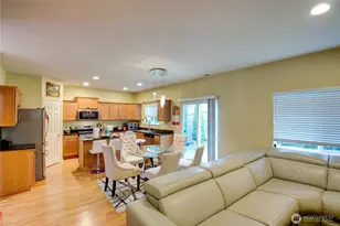 8105 88th St NE, Marysville, WA 98270 - Photo 10