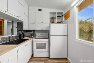 11285 SE Southworth Dr, Port Orchard, WA 98366 - Photo 16