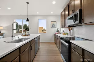 18521 SE 271st Pl, Covington, WA 98042 - Photo 8