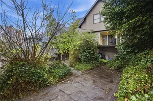 708 Warren Ave N, Seattle, WA 98109 - Photo 36