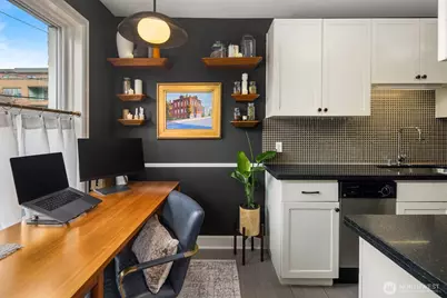 325 Harvard Avenue E #302, Seattle, WA 98102 - Photo 18