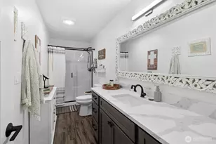 12760 Country Club Pl, Burlington, WA 98233 - Photo 22