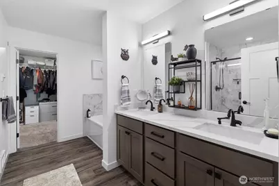 12760 Country Club Place, Burlington, WA 98233 - Photo 18