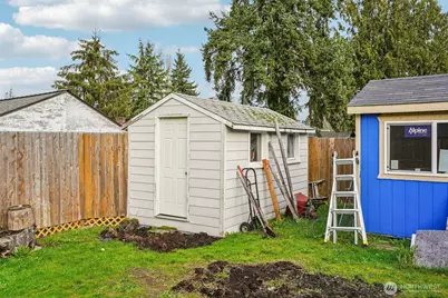1215 117th Street S, Tacoma, WA 98444 - Photo 14