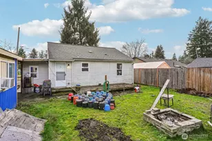 1215 117th St S, Tacoma, WA 98444 - Photo 12