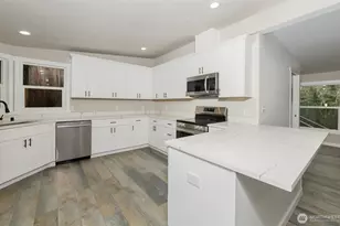 225 N Lake Roesiger Rd, Snohomish, WA 98290 - Photo 4