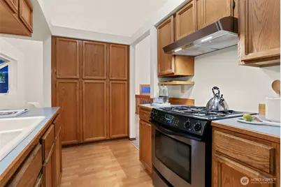 5518 168th Place SW, Lynnwood, WA 98037 - Photo 8