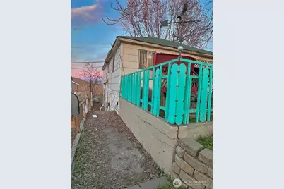 111 Young Street, Grand Coulee, WA 99133 - Photo 20