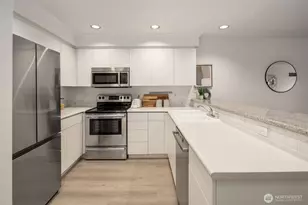 1417 Queen Anne Ave N, Seattle, WA 98109 - Photo 12