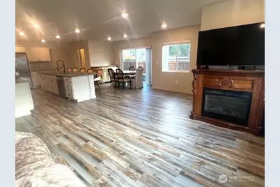 3572 Hoffman Hill Boulevard, DuPont, WA 98327 - Photo 4