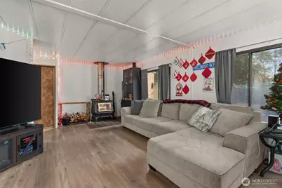 4692 Sherman Heights Road, Bremerton, WA 98312 - Photo 6