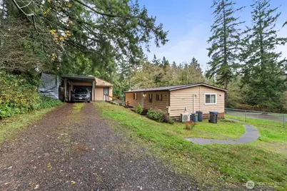 4692 Sherman Heights Road, Bremerton, WA 98312 - Photo 2