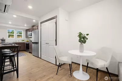 1351 Nolta Loop NE, Bainbridge Island, WA 98110 - Photo 10