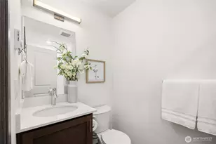 1351 Nolta Loop NE, Bainbridge Island, WA 98110 - Photo 20