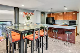 323 Queen Anne Ave N, Seattle, WA 98109 - Photo 32