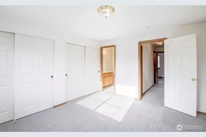 808 13th Street SE #E, Puyallup, WA 98372 - Photo 26