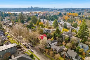 5143 46th Ave NE, Seattle, WA 98105 - Photo 32