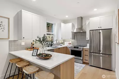 9513 132nd Avenue NE, Kirkland, WA 98033 - Photo 4