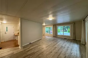 201 Union Ave SE, Renton, WA 98059 - Photo 2