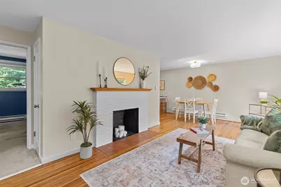 13523 23rd Place NE, Seattle, WA 98125 - Photo 2