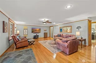 1057 Halsey Dr, Coupeville, WA 98239 - Photo 8