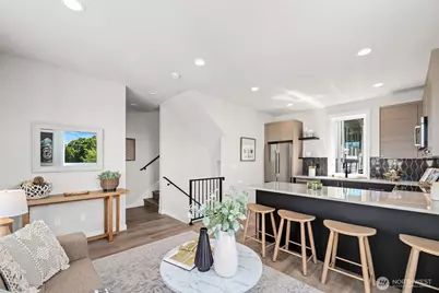 2817 Franklin Avenue E #B, Seattle, WA 98102 - Photo 4