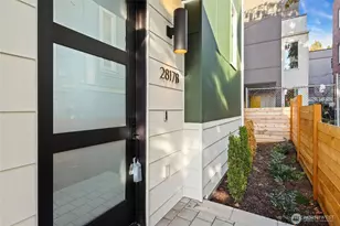 2817 Franklin Ave E, Seattle, WA 98102 - Photo 14