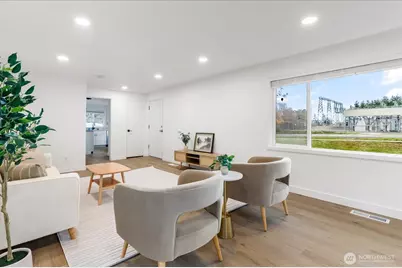 350 NE 7th Avenue, Oak Harbor, WA 98277 - Photo 8