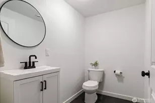 350 NE 7th Ave, Oak Harbor, WA 98277 - Photo 16