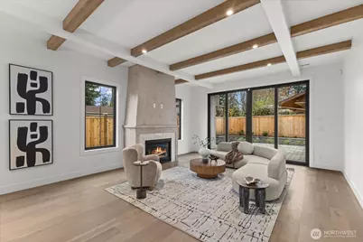 10789 SE 10th Street, Bellevue, WA 98004 - Photo 2