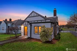 402 L St, Hoquiam, WA 98550 - Photo 1