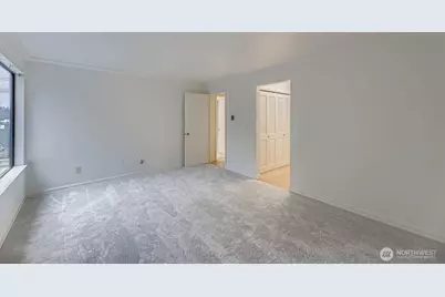 13513 Linden Avenue N #C114, Seattle, WA 98133 - Photo 14