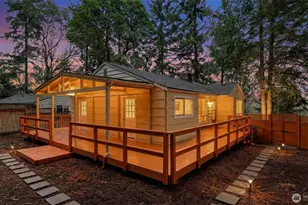 13909 4th Ave NE, Seattle, WA 98125 - Photo 2