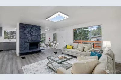 13909 4th Avenue NE, Seattle, WA 98125 - Photo 10