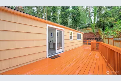 13909 4th Avenue NE, Seattle, WA 98125 - Photo 36