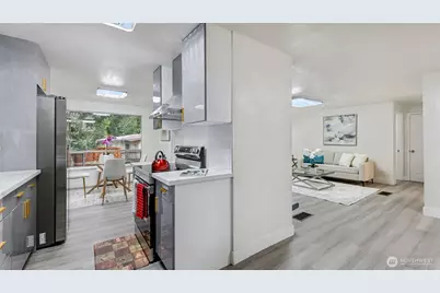 13909 4th Avenue NE, Seattle, WA 98125 - Photo 14