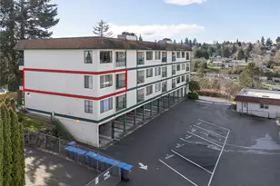 1588 Naval Ave, Bremerton, WA 98312 - Photo 2