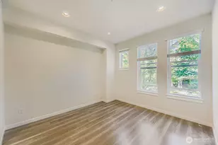 15720 Meadow Rd, Lynnwood, WA 98087 - Photo 12