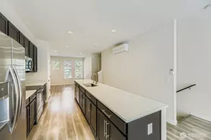 15720 Meadow Rd, Lynnwood, WA 98087 - Photo 10