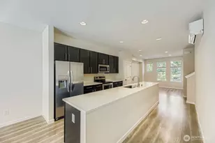 15720 Meadow Rd, Lynnwood, WA 98087 - Photo 8