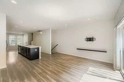 15720 Meadow Road #A6, Lynnwood, WA 98087 - Photo 6