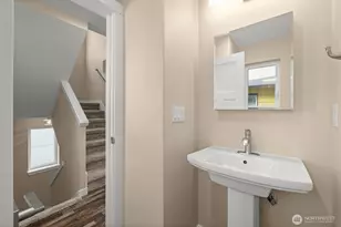 6417 Ellis Ave S, Seattle, WA 98108 - Photo 14