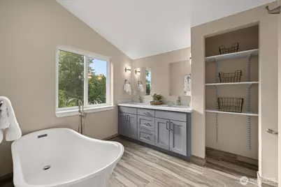 6417 Ellis Avenue S, Seattle, WA 98108 - Photo 24