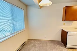 5631 Hwy Pl, Everett, WA 98203 - Photo 4