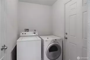 11335 Entree View Dr SW, Olympia, WA 98512 - Photo 16