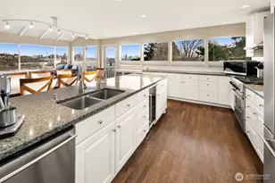 1500 Magnolia Way W, Seattle, WA 98199 - Photo 8