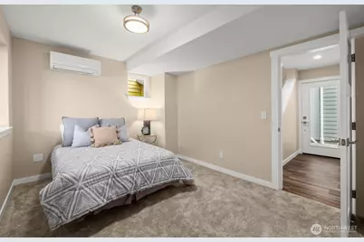 6423 Ellis Avenue S, Seattle, WA 98108 - Photo 6