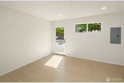 8513 19th Avenue NW #B, Seattle, WA 98117 - Photo 4