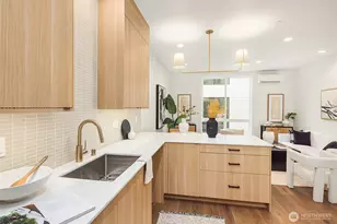 4422 1st Ave NE, Seattle, WA 98105 - Photo 6