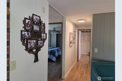 1402 22nd Street NE #243, Auburn, WA 98002 - Photo 2